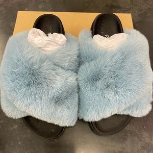 Roam Cloud Faux Fur Slides Blue Size 7